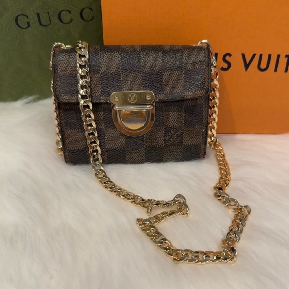 Louis Vuitton Damier Ebene Koala Wallet On Chain | CA1005
